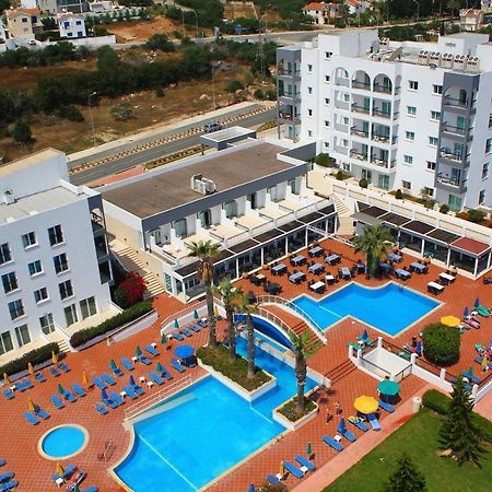Paramount Hotel Apartments Protarász Kültér fotó