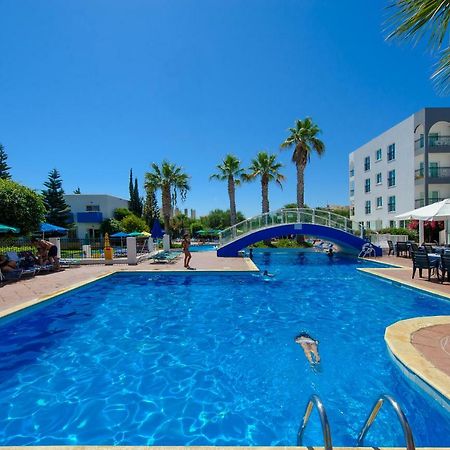 Paramount Hotel Apartments Protarász Kültér fotó