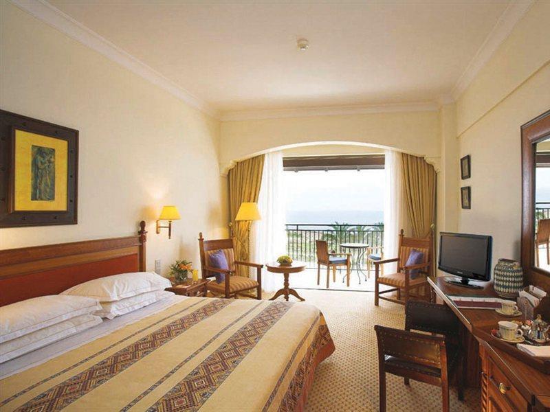 Paramount Hotel Apartments Protarász Kültér fotó