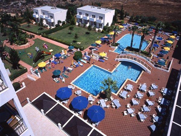 Paramount Hotel Apartments Protarász Kültér fotó