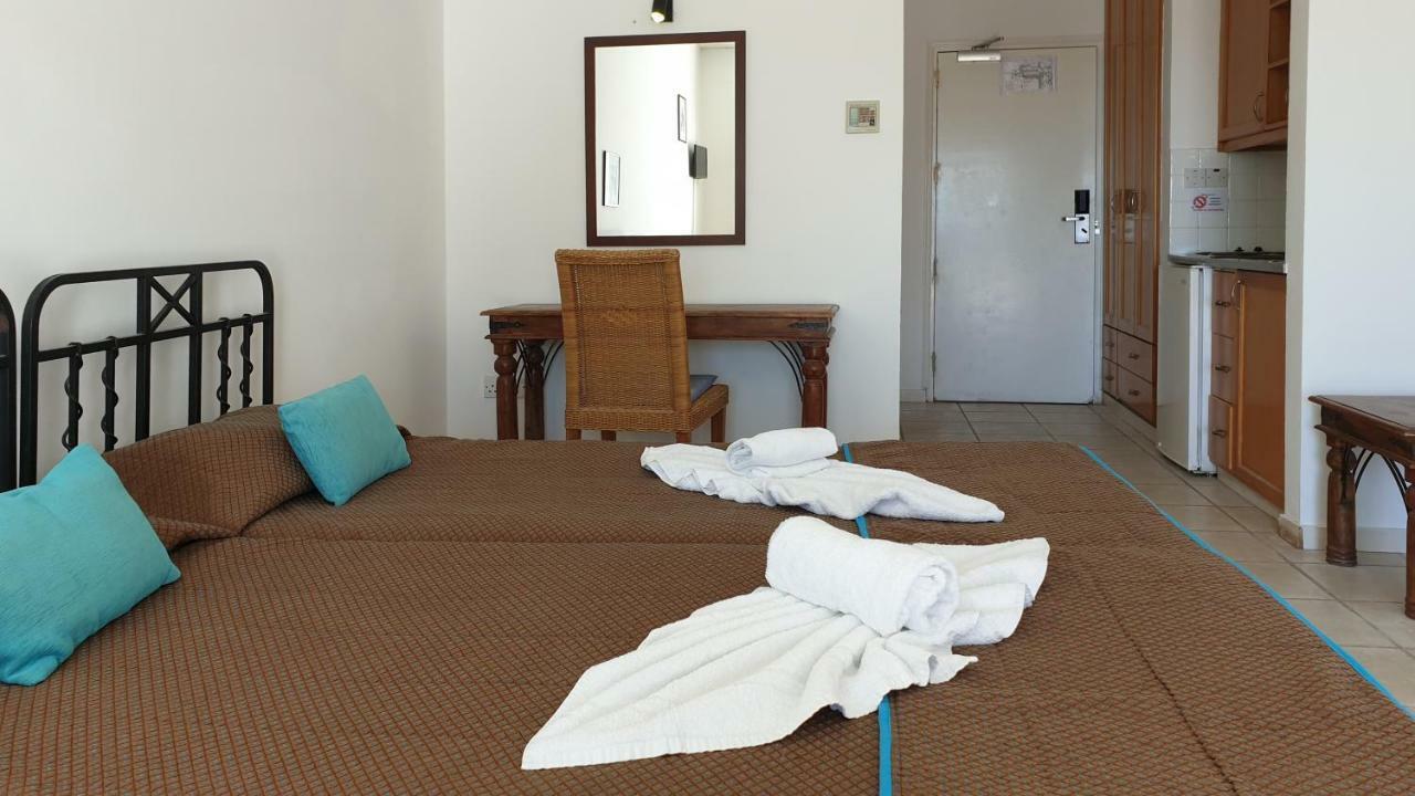 Paramount Hotel Apartments Protarász Kültér fotó