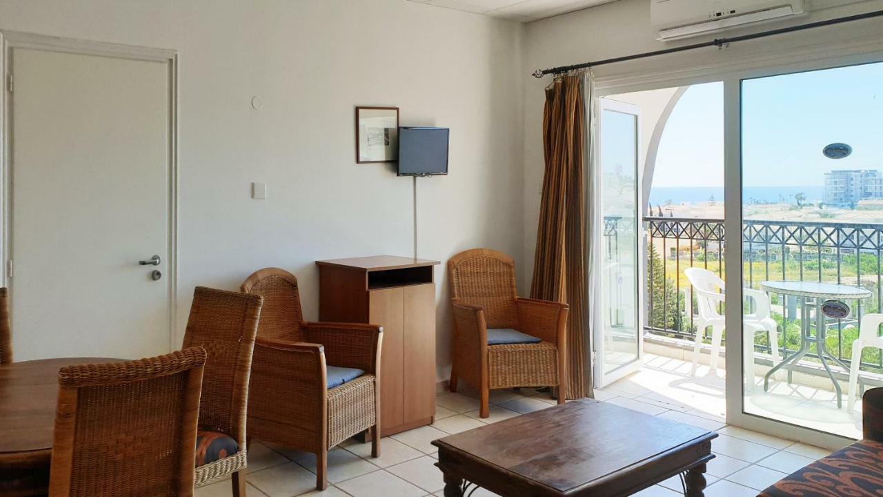 Paramount Hotel Apartments Protarász Kültér fotó