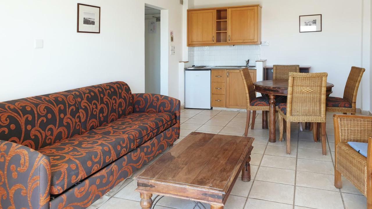 Paramount Hotel Apartments Protarász Kültér fotó