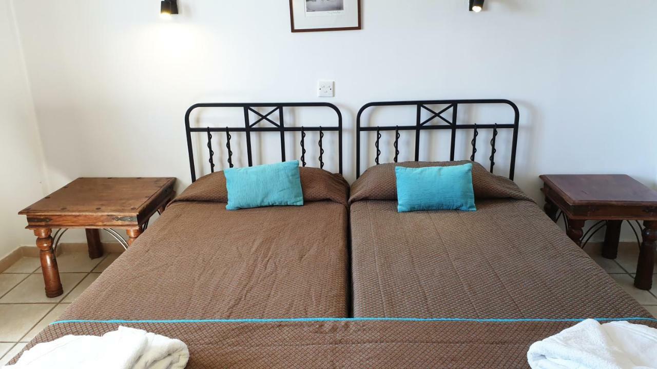 Paramount Hotel Apartments Protarász Kültér fotó