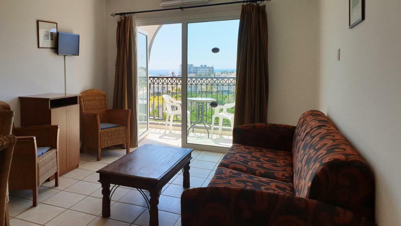 Paramount Hotel Apartments Protarász Kültér fotó